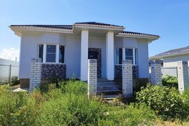 Дом 100 м² на участке 3 сот.