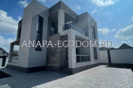 Дом 185 м² на участке 5 сот.