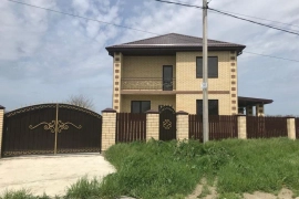 Дом 140 кв.м.. 5 сот.